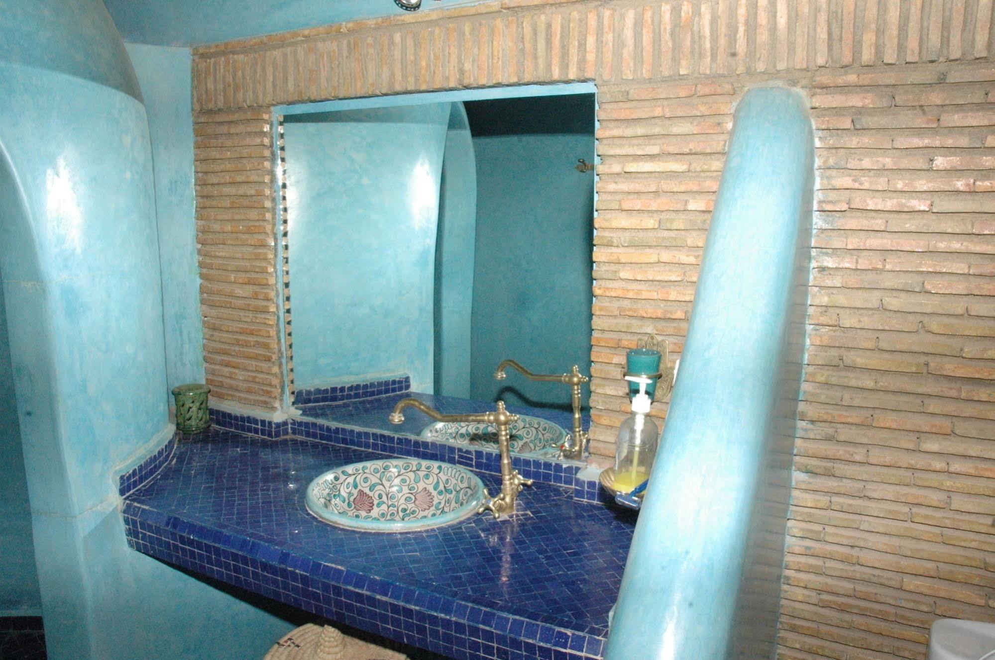 Auberge Kasbah Leila 伊尔富德 外观 照片